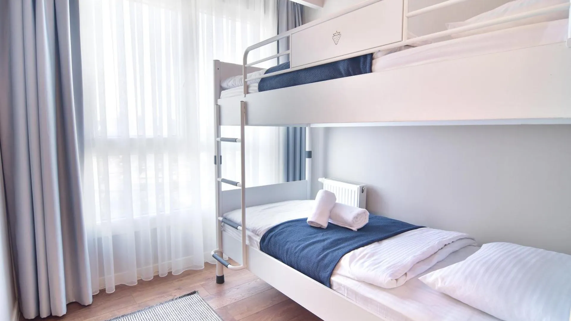 Апартаменты 13Th Floor Brand New Cozy 2Br Apt With Balcony Стамбул