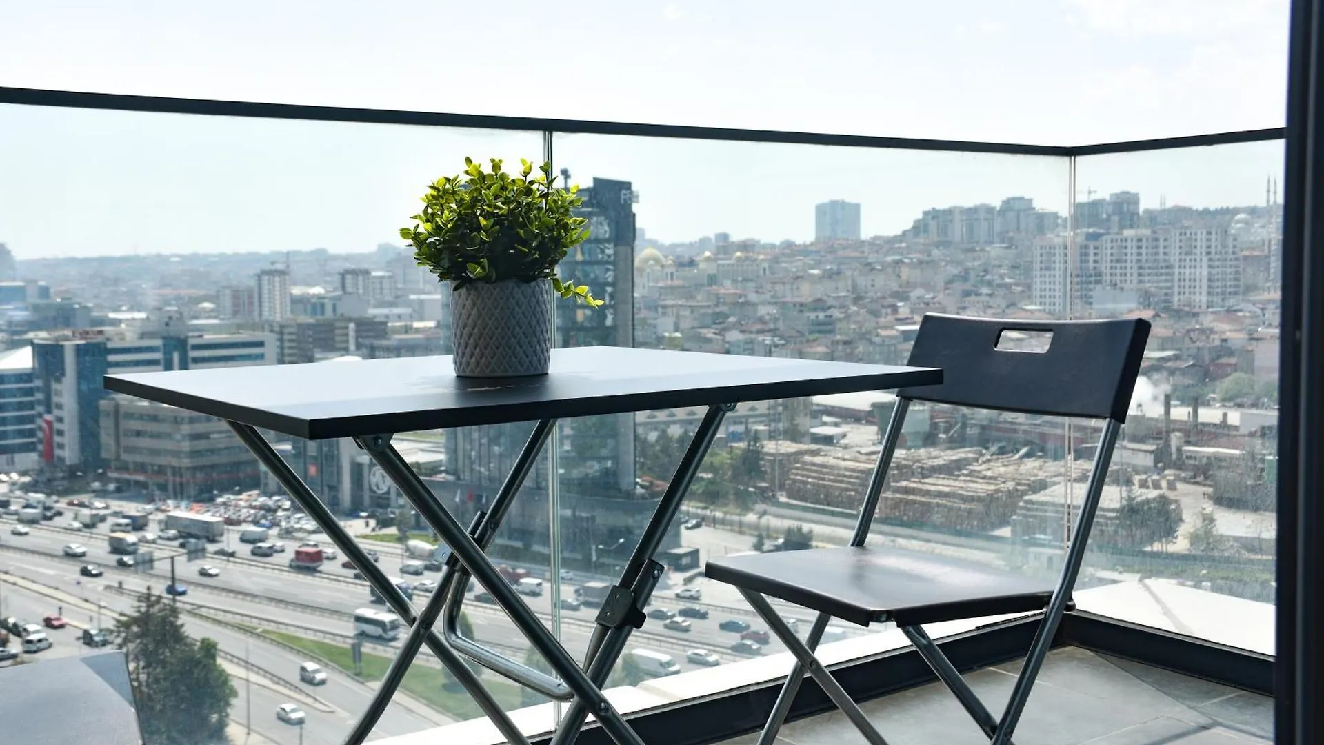 13Th Floor Brand New Cozy 2Br Apt With Balcony Стамбул Апартаменты